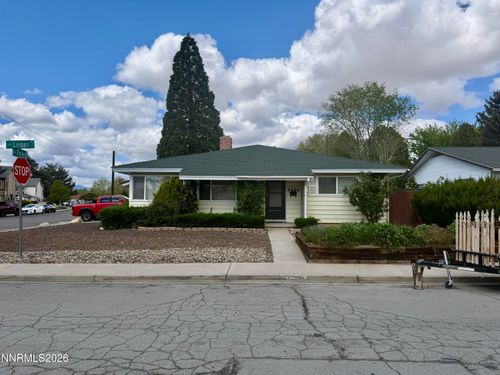 2101 Logan Way, Sparks, NV, 89431-2148 | Card Image