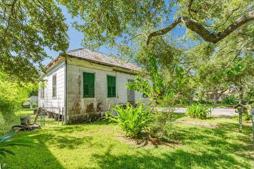 3227 Avenue O, Galveston, TX, 77550-6851 | Card Image