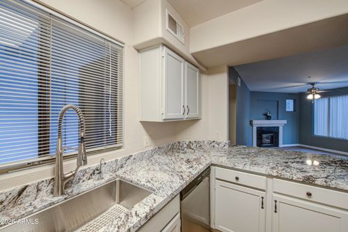1052-3848 N 3rd Ave, Phoenix, AZ, 85013-3452 | Card Image