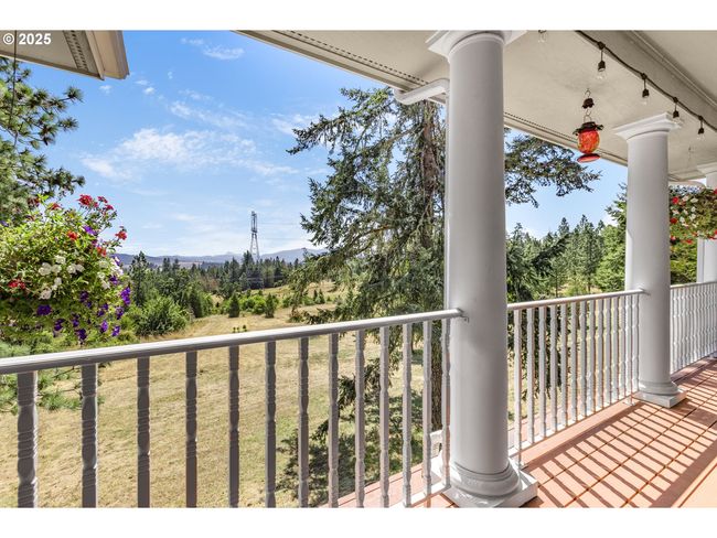 32810 Sisters Loop, House other with 3 bedrooms, 2 bathrooms and 2 parking in Eugene OR | Image 12