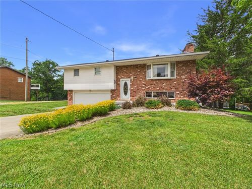279 E Lubeck Hills Dr, Washington, WV, 26181-6202 | Card Image