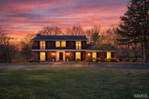 29 Summerhill Ln, Town And Country, MO, 63017-8408 | Card Image