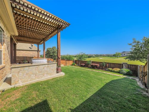 2512 Sir Alexander Ln, Lewisville, TX, 75056-5688 | Card Image