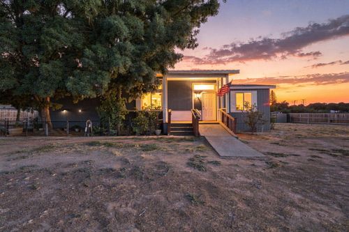 29525 Road 217, Exeter, CA, 93221-9720 | Card Image