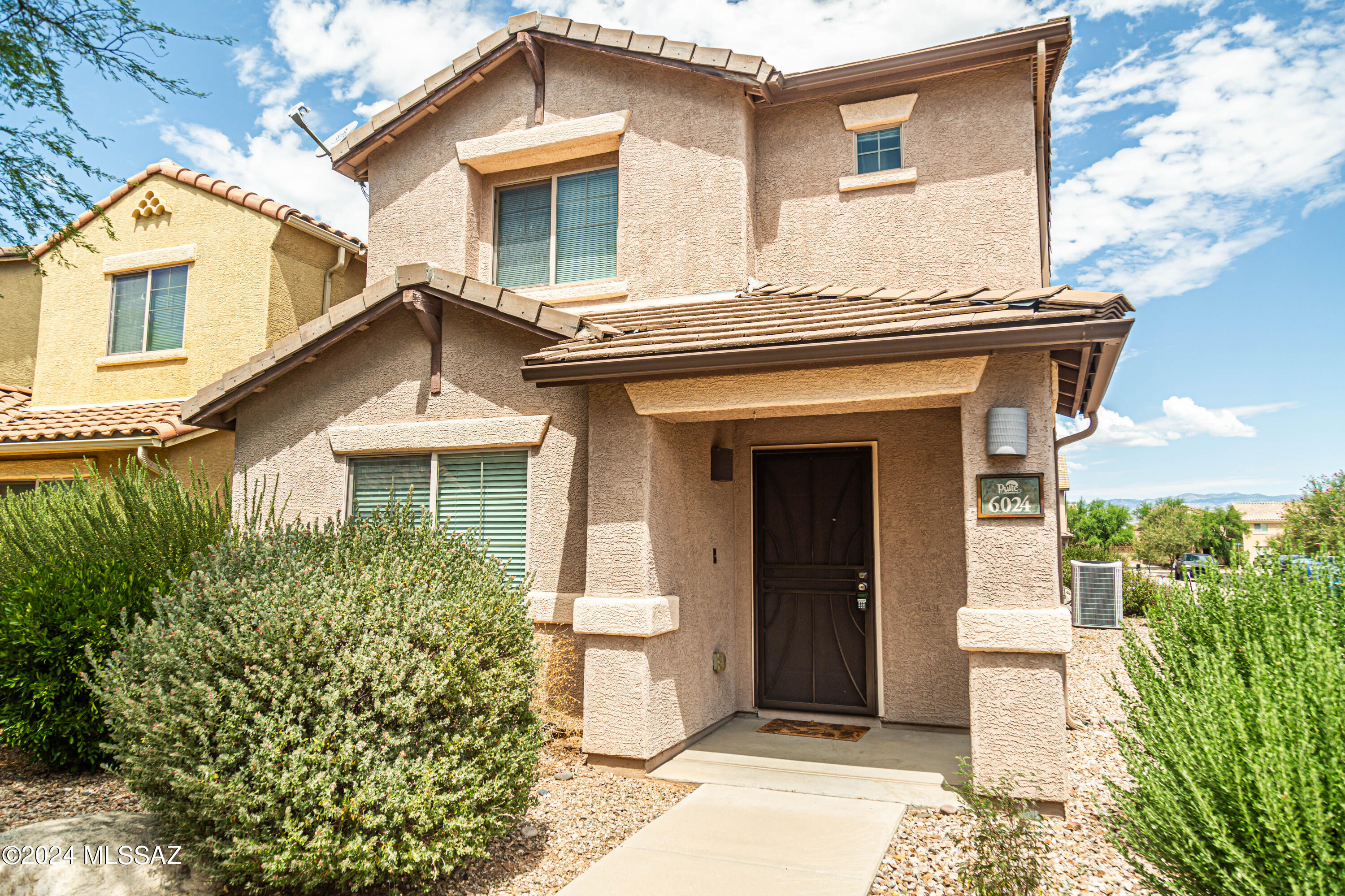 Sweet Birch Ln, Tucson, AZ 85747