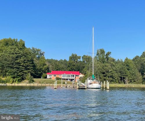 404 Woodbrook Dr, Lancaster, VA, 22503-3638 | Card Image