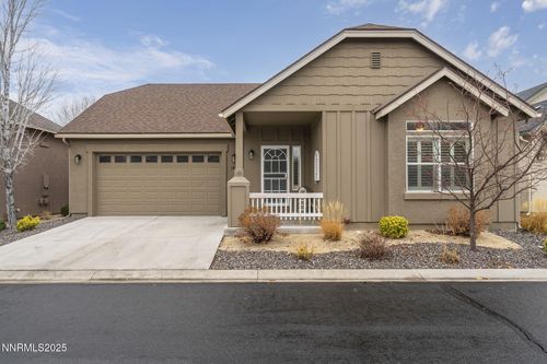 985 Floral Ridge Way, Sparks, NV, 89436-7302 | Card Image