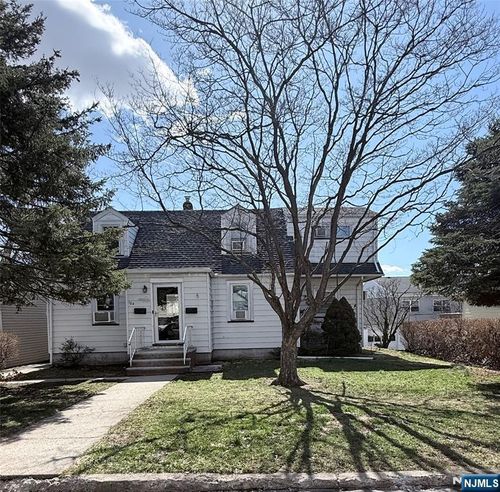 104 Echo Pl, Elmwood Park, NJ, 07407-2404 | Card Image