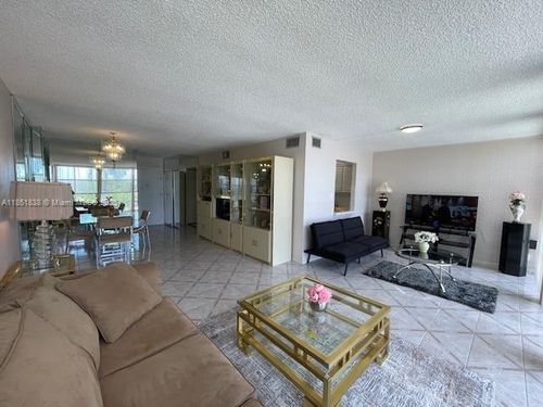 apt-403-2000 Atlantic Shores Blvd, Hallandale Beach, FL, 33009-3706 | Card Image