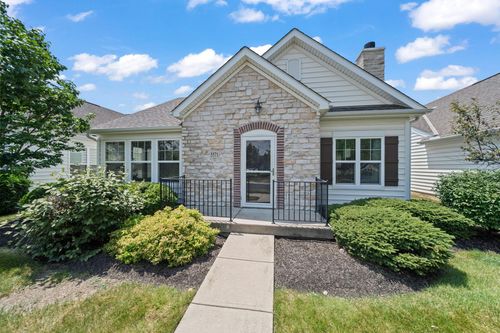 52-5571 Tumbling Creek Dr, Dublin, OH, 43016-4400 | Card Image