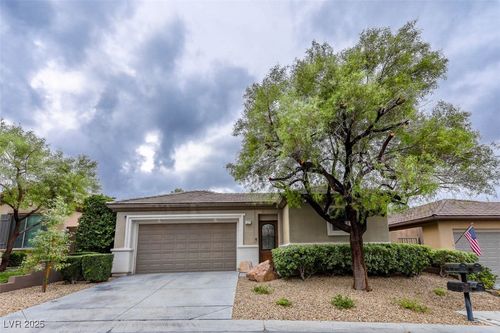 27 Glade Water Dr, Henderson, NV, 89052-6675 | Card Image