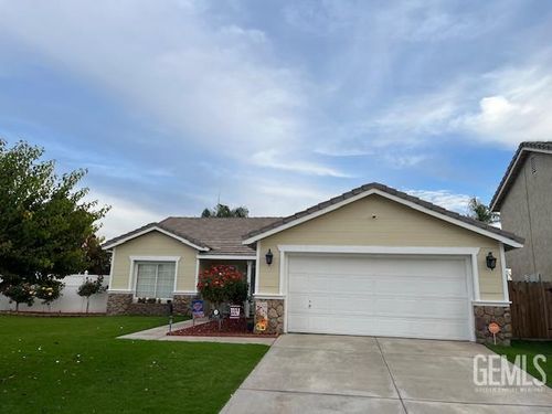 5702 California Spring Dr, Bakersfield, CA, 93313-5135 | Card Image