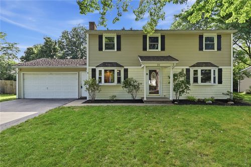 21 Squirrels Heath Rd, Fairport, NY, 14450-9605 | Card Image