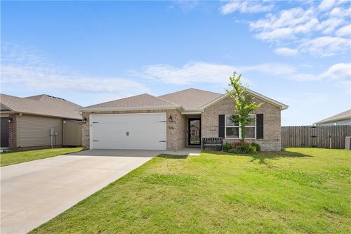 504 Woodcreek St, Lowell, AR, 72745 | Card Image