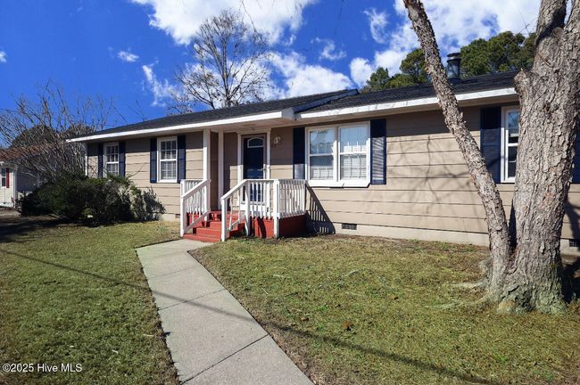 67 Sanders Dr, House other with 3 bedrooms, 2 bathrooms and 2 parking in Hubert NC | Image 5