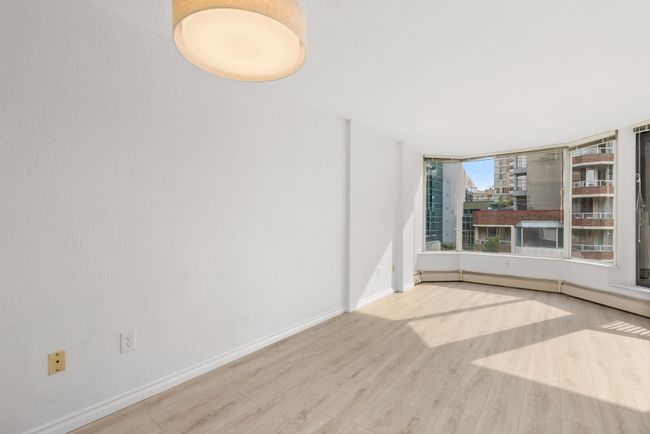 605 - 1333 Hornby St, Condo with 1 bedrooms, 1 bathrooms and null parking in Vancouver BC | Image 4