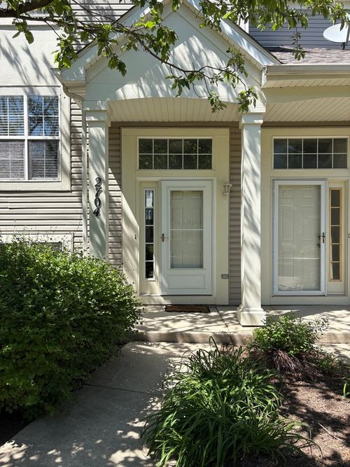 2704 Canyon Dr, Plainfield, IL, 60586-5925 | Card Image