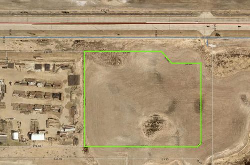 {{alt}} | Card Image