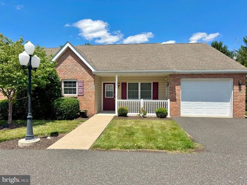 36 Ellen Cir, Pottstown, PA, 19464-7229 | Card Image