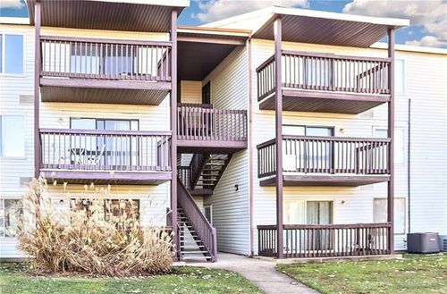 2-65 Wells Ct, Hampton, VA, 23666-6221 | Card Image