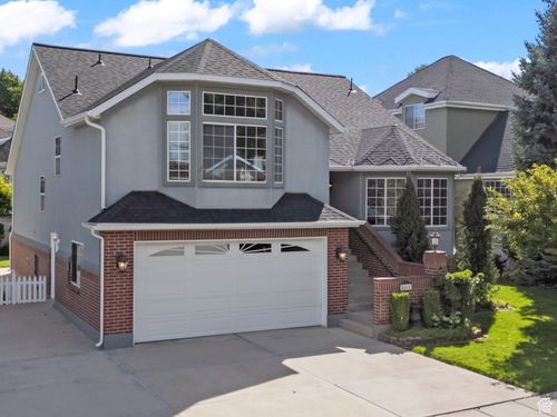 5865 S Royalton Dr, Murray, UT, 84107-6560 | Card Image