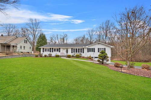 57 Weaver St, Montgomery, NY, 12549-1307 | Card Image