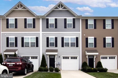 32 Burr St, WILLIAMSTOWN, NJ, 08094-2950 | Card Image