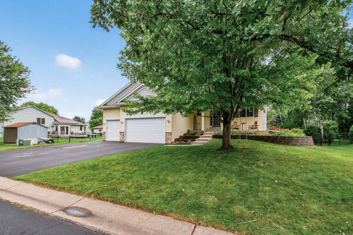 115 Kinglet Dr, Hastings, MN, 55033-4085 | Card Image