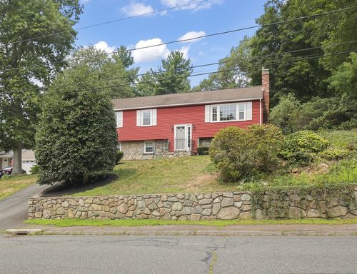 500 Old Farm Rd, Franklin, MA, 02038-1136 | Card Image