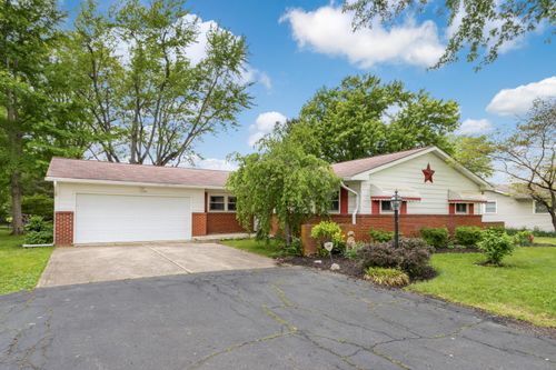 1141 Gender Rd, Canal Winchester, OH, 43110-9736 | Card Image
