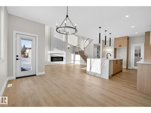 70 Hemingway Cres, Spruce Grove, AB, T7X2L6 | Card Image