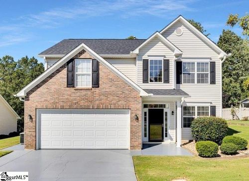 140 Rounded Wing Dr, Easley, SC, 29642-1530 | Card Image