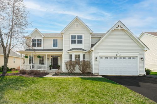 2440 Trailside Ln, Wauconda, IL, 60084-5016 | Card Image