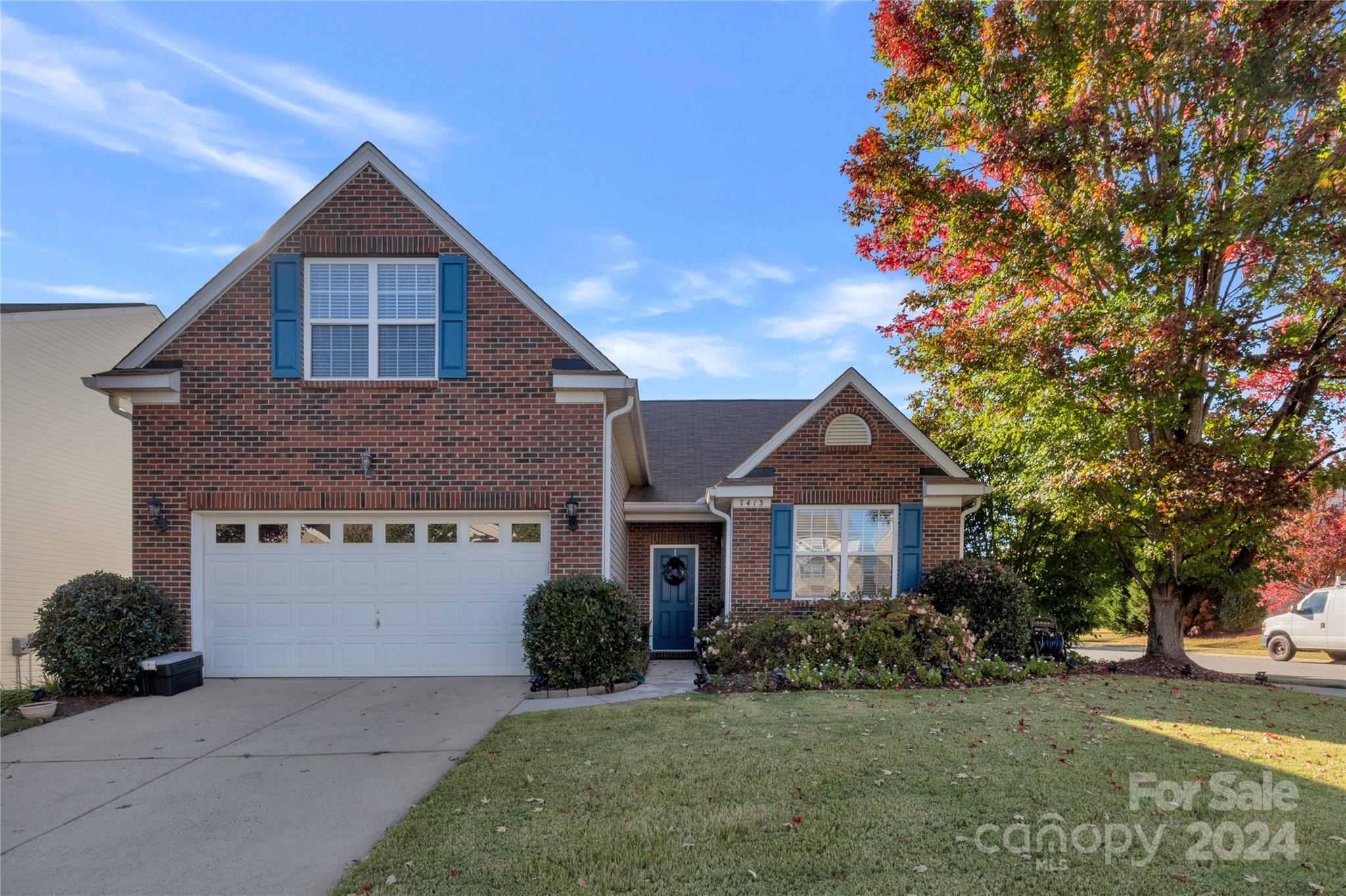Lamplighter Close Dr, Matthews, NC 28105