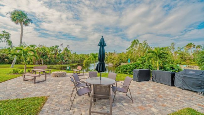 225 Woodland Dr, Condo with 2 bedrooms, 2 bathrooms and null parking in OSPREY FL | Image 56