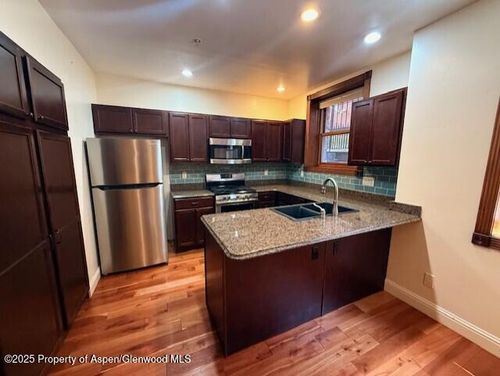 1-805 Blake Ave, Glenwood Springs, CO, 81601-3407 | Card Image
