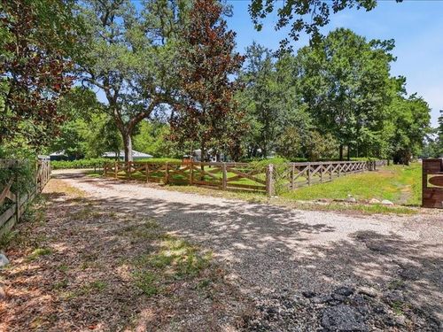 74327 Military Rd, Covington, LA, 70435-6175 | Card Image