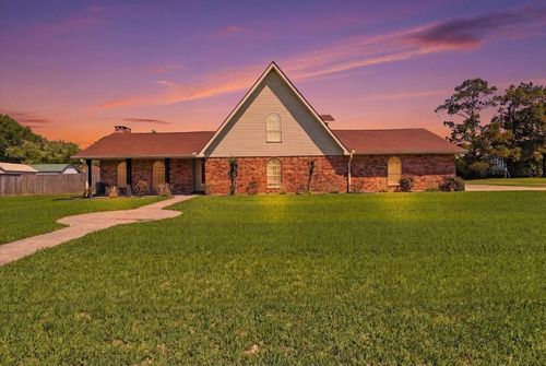 1362 Dogwood St, Bridge City, TX, 77611-2241 | Card Image