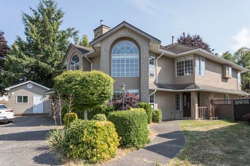 102 Viscount Pl, New Westminster, BC, V3M6L4 | Card Image