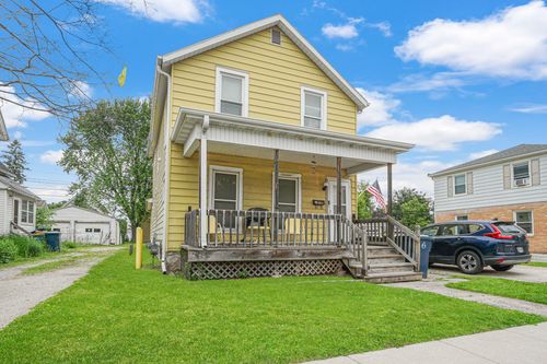33 7th St, Fond Du Lac, WI, 54935-5028 | Card Image