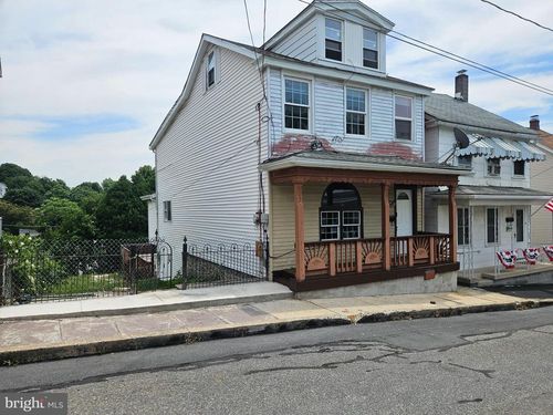 209 Gay Street, TAMAQUA, PA, 18252 | Card Image