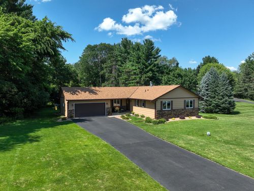 8810 42nd St N, Lake Elmo, MN, 55042-9411 | Card Image