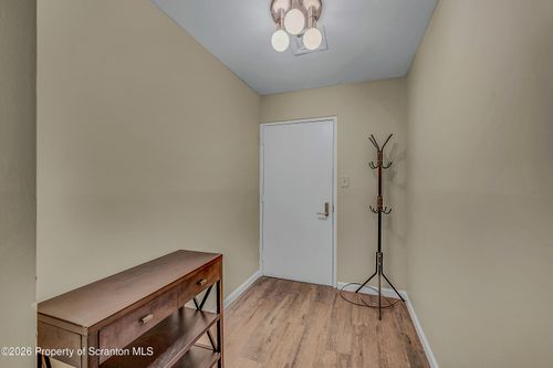 apt-5c-550 Clay Ave, Scranton, PA, 18510-2163 | Card Image