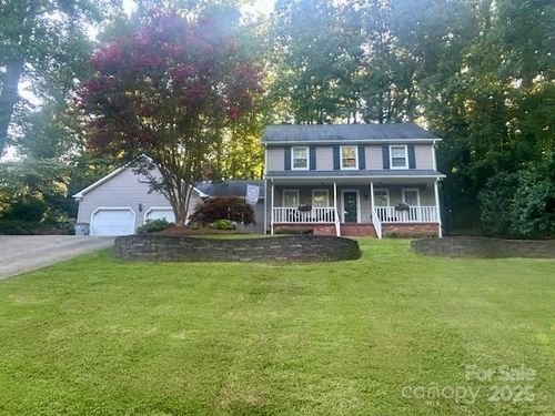 252 Deerfield St Se, Lenoir, NC, 28645-4617 | Card Image