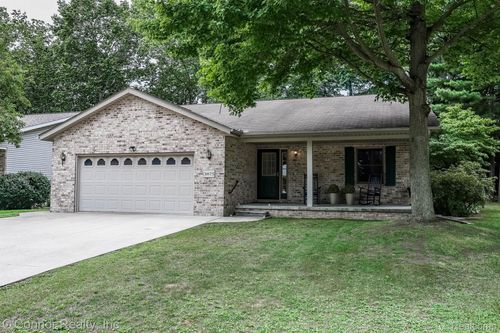 3875 Oak Hills Cir, Port Huron, MI, 48060-8624 | Card Image
