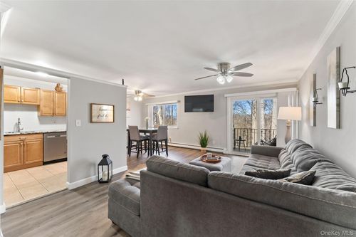 apt-o-14 Scenic Dr, Croton On Hudson, NY, 10520-1725 | Card Image