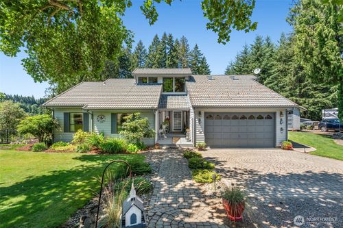 221 Dieckman Rd, Chehalis, WA, 98532-9653 | Card Image