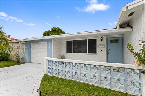4515 Jackson St, Hollywood, FL, 33021-7221 | Card Image