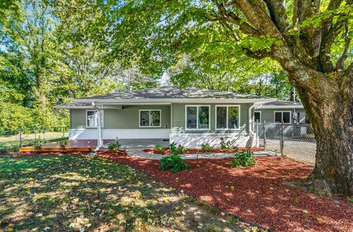 2101 Jones Cir, Nashville, TN, 37207-4509 | Card Image