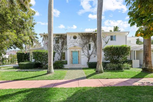4490 Royal Palm Ave, Miami Beach, FL, 33140-3040 | Card Image